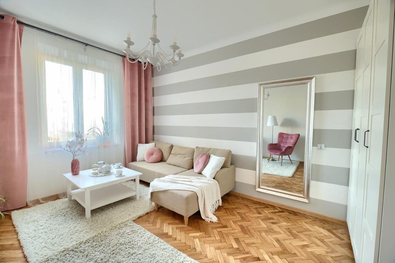 Apartament Pod Wierzba Olsztyn Srodmiescie Luaran gambar
