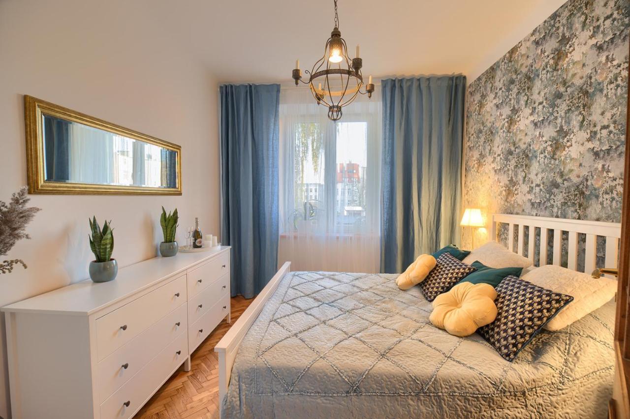 Apartament Pod Wierzba Olsztyn Srodmiescie Luaran gambar
